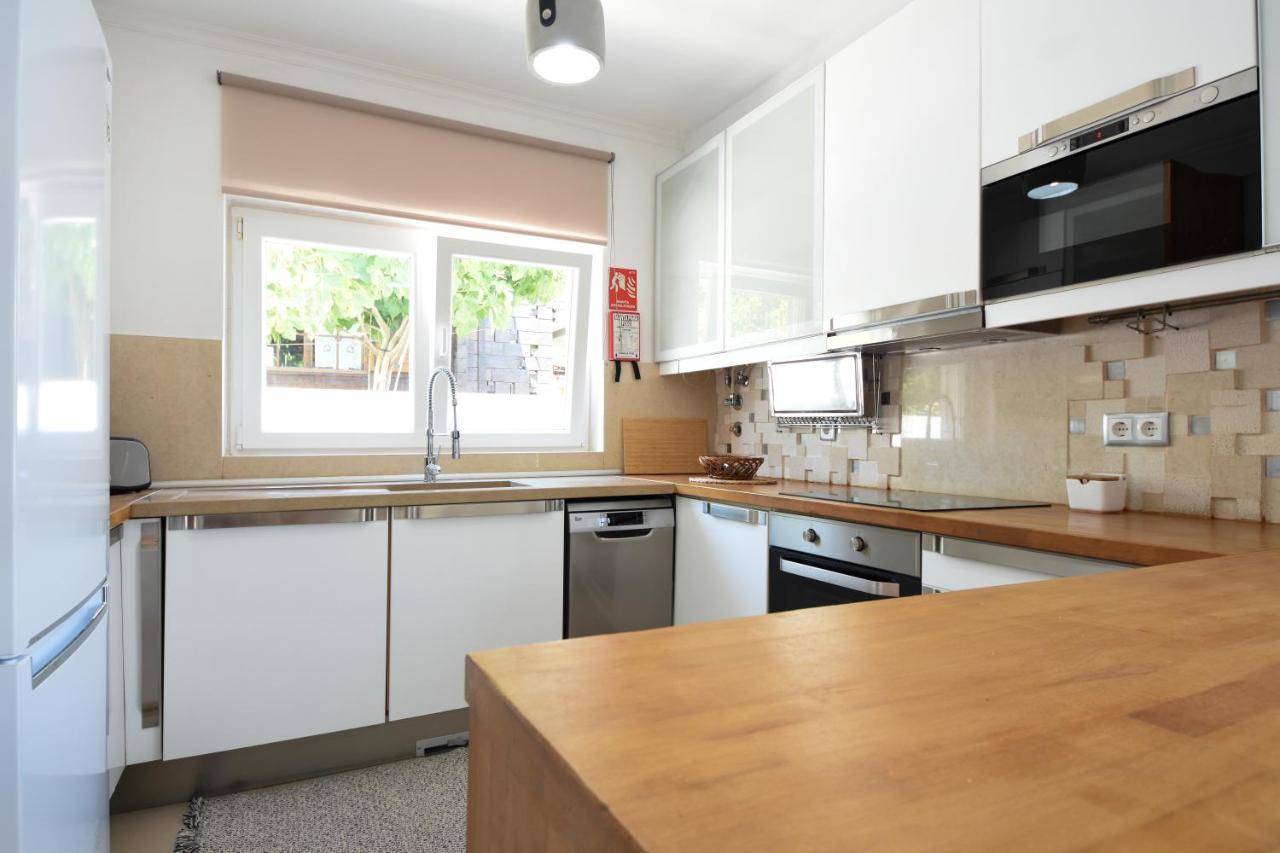 Aroeira Villa With Heated Pool By Golf Course, Beach And Lisbon Bagian luar foto