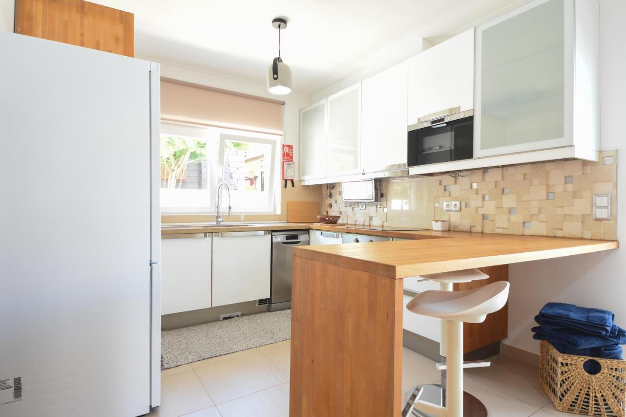Aroeira Villa With Heated Pool By Golf Course, Beach And Lisbon Bagian luar foto