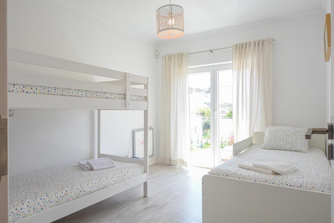Aroeira Villa With Heated Pool By Golf Course, Beach And Lisbon Bagian luar foto