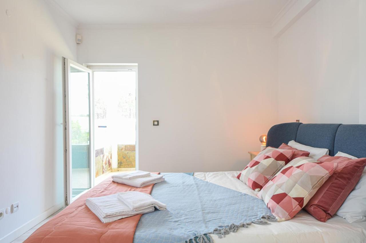 Aroeira Villa With Heated Pool By Golf Course, Beach And Lisbon Bagian luar foto