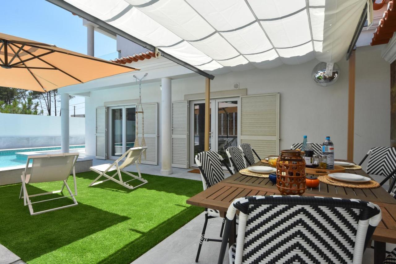 Aroeira Villa With Heated Pool By Golf Course, Beach And Lisbon Bagian luar foto