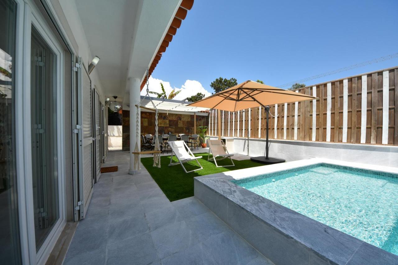 Aroeira Villa With Heated Pool By Golf Course, Beach And Lisbon Bagian luar foto