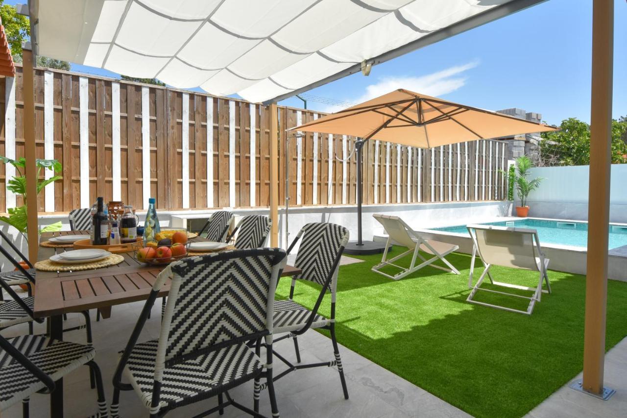 Aroeira Villa With Heated Pool By Golf Course, Beach And Lisbon Bagian luar foto