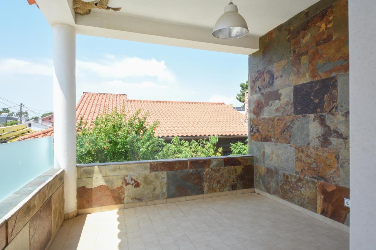 Aroeira Villa With Heated Pool By Golf Course, Beach And Lisbon Bagian luar foto